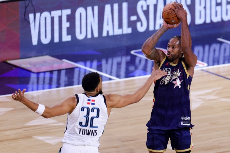 星空体育官网入口-周一竞彩篮球强档：尼克斯继续西征 快船状态回暖